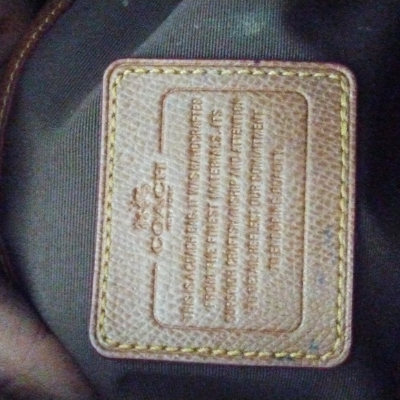 Coach - Picture 5 of 6